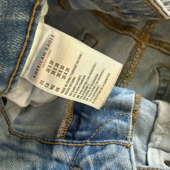 American Eagle Flex Light Wash Mens Jeans 30x30 Straight Fit Distressed Denim - Picture 4 of 9